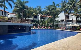 Sina Suites Cancún Exterior photo