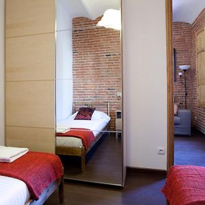 Modern 2-bedroom apartment near Sagrada Familia Barcelona Exterior photo