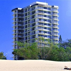Seacrest Beachfront Apartments Surfers Paradise Gold Coast Exterior photo