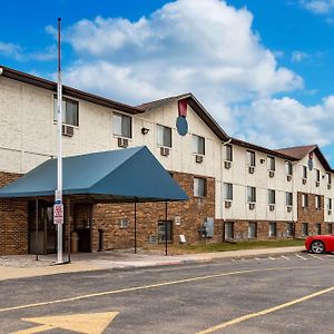 Econo Lodge Inn&Suites Auburn Exterior photo