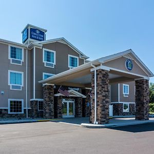Cobblestone Hotel & Suites - Greenville Exterior photo