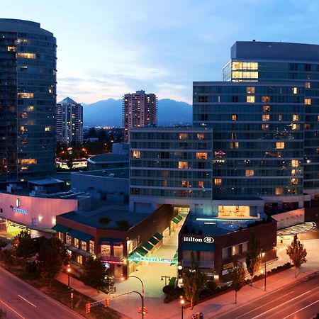 Hilton Vancouver Metrotown Burnaby Exterior foto