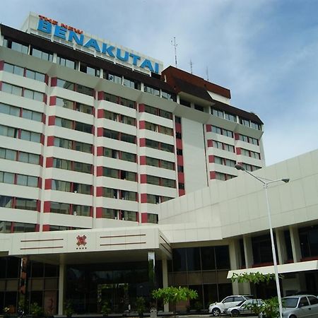 The New Benakutai Hotel & Apartment Balikpapan  Exterior foto