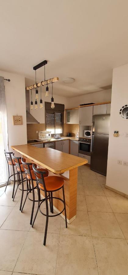 Amdar Holiday Apartamentos Eilat Habitación foto