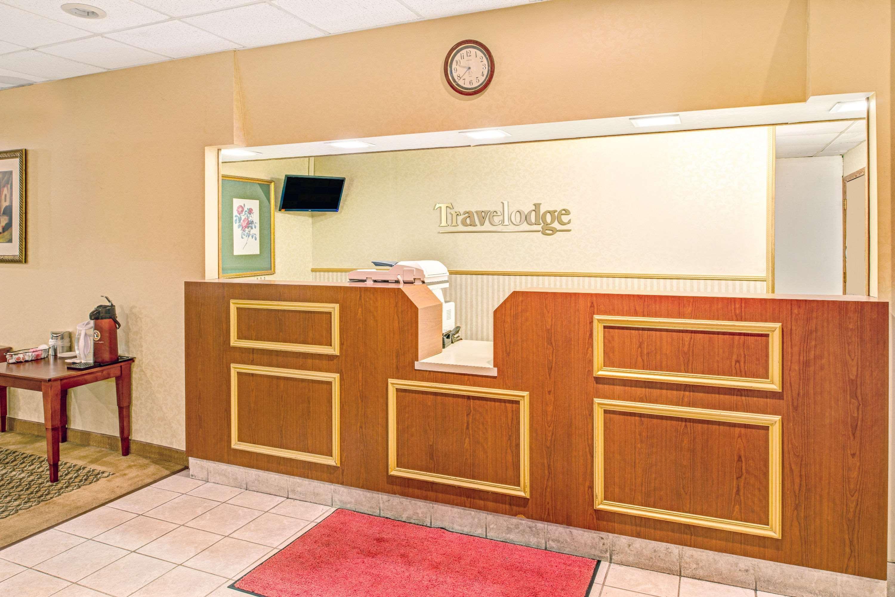 Travelodge By Wyndham Lincoln Airport I-80 Exterior foto