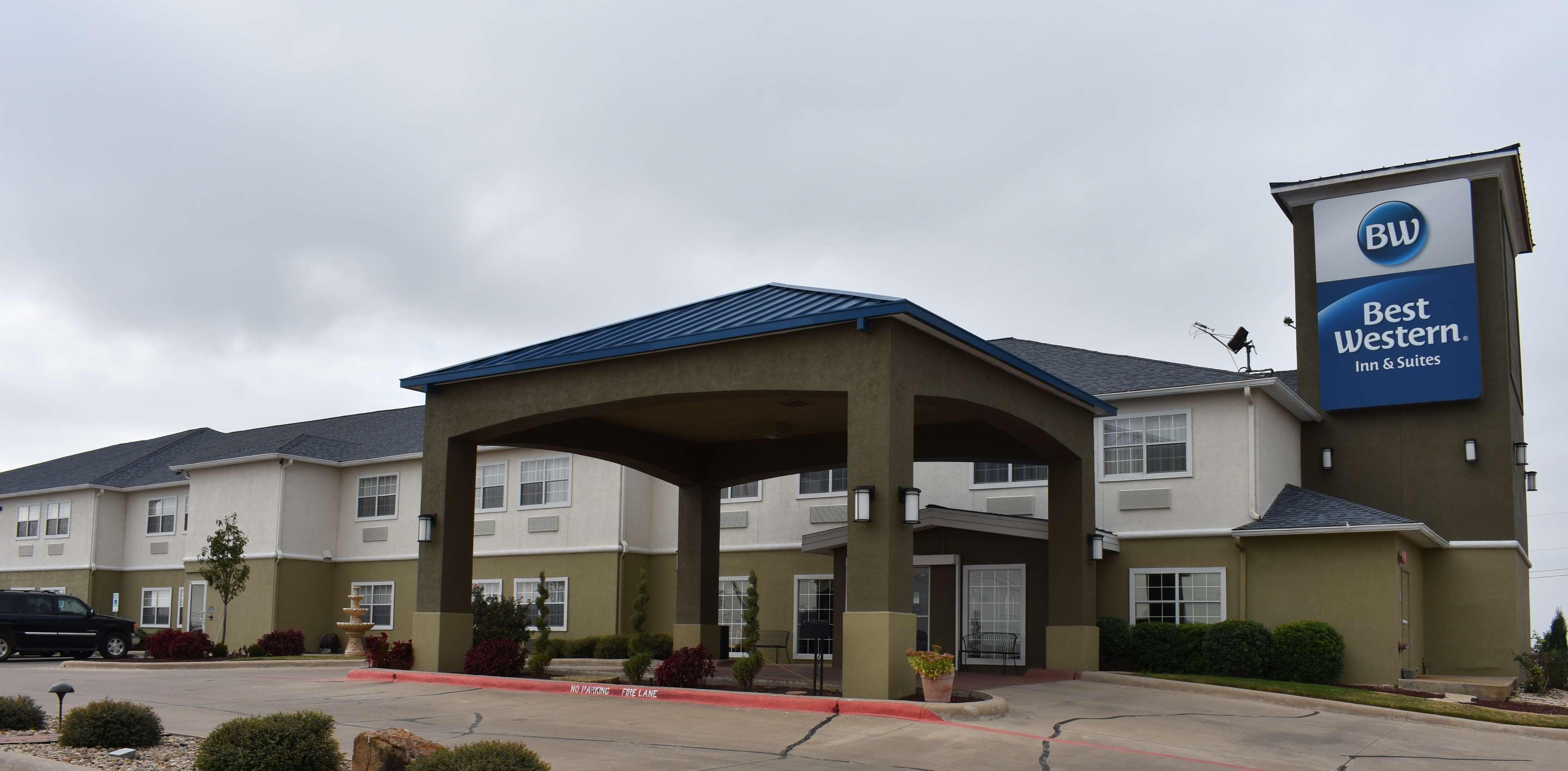 Best Western Clubhouse Inn & Suites Mineral Wells Exterior foto