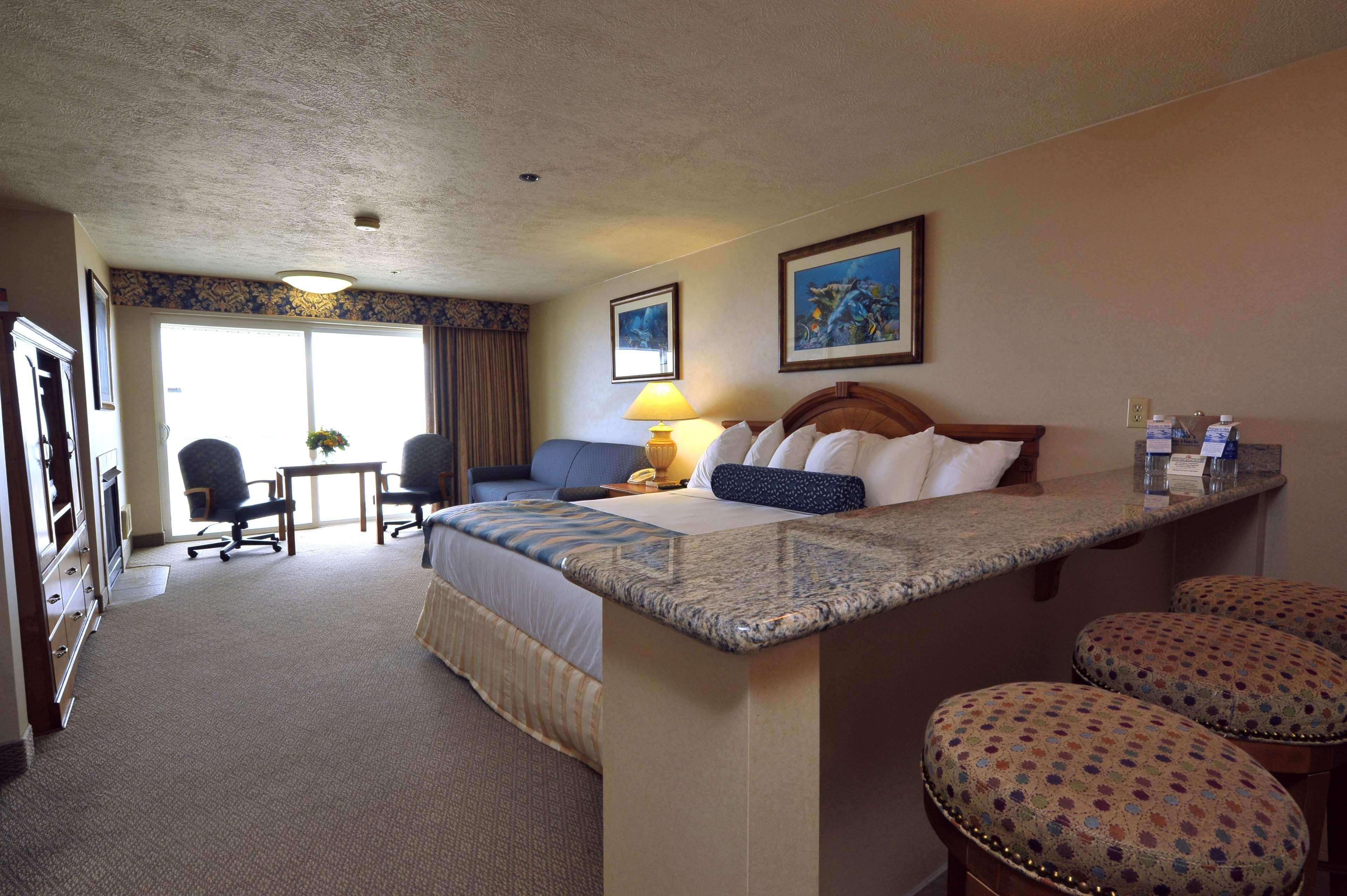 Promenade Inn & Suites Oceanfront Seaside Habitación foto