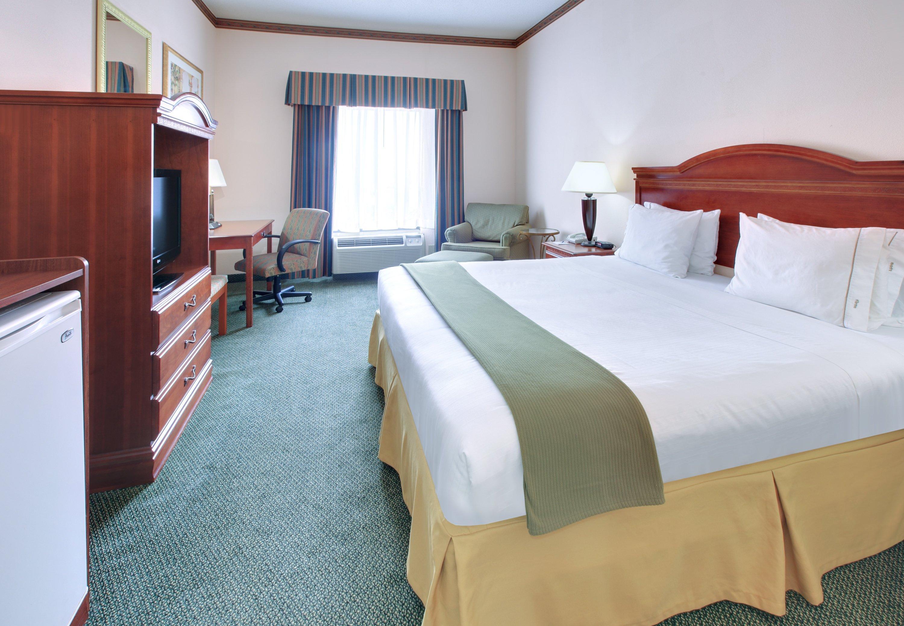 Holiday Inn Express & Suites Cleveland Habitación foto