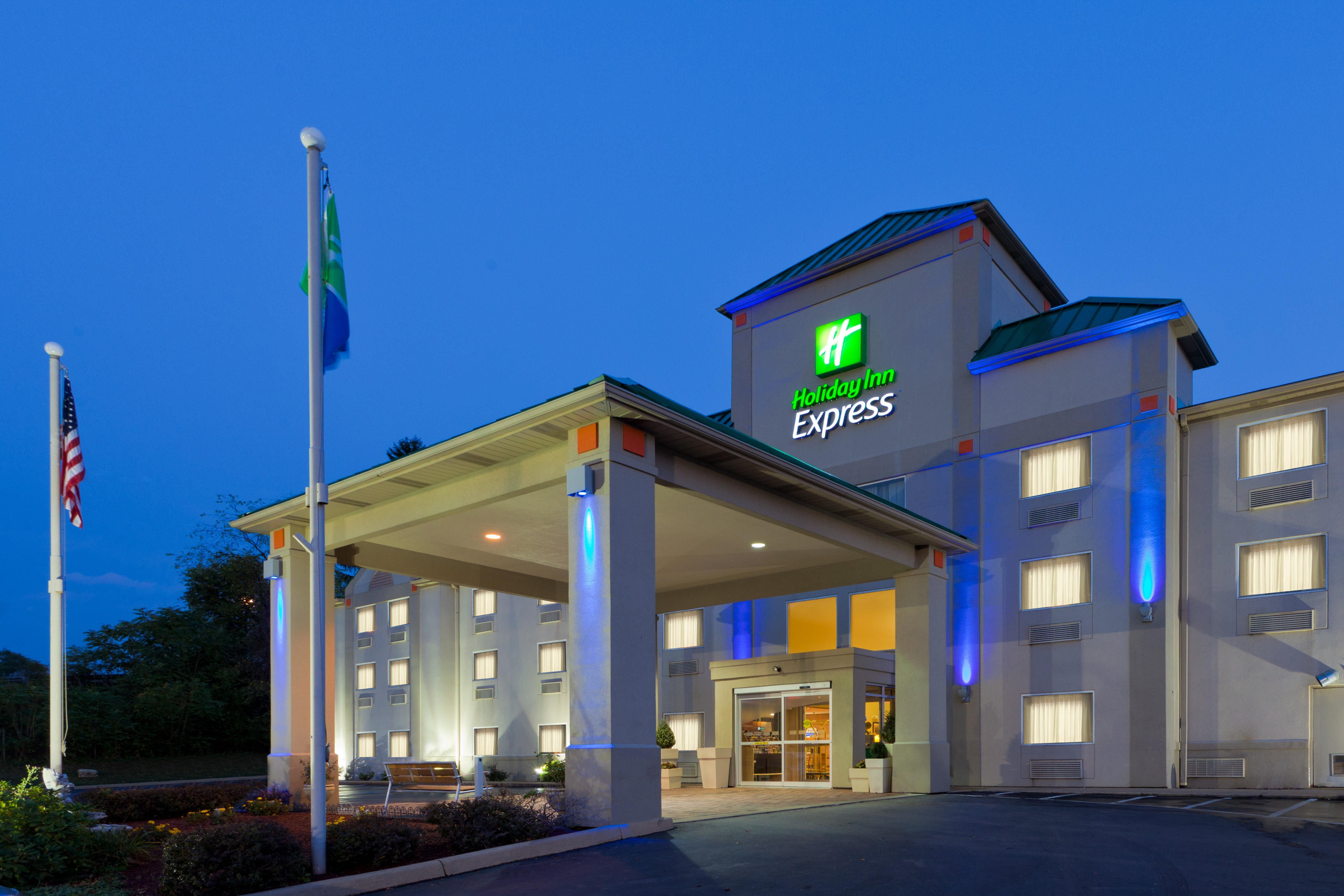Holiday Inn Express Irwin-Pa Turnpike Exit 67, An Ihg Hotel Exterior foto
