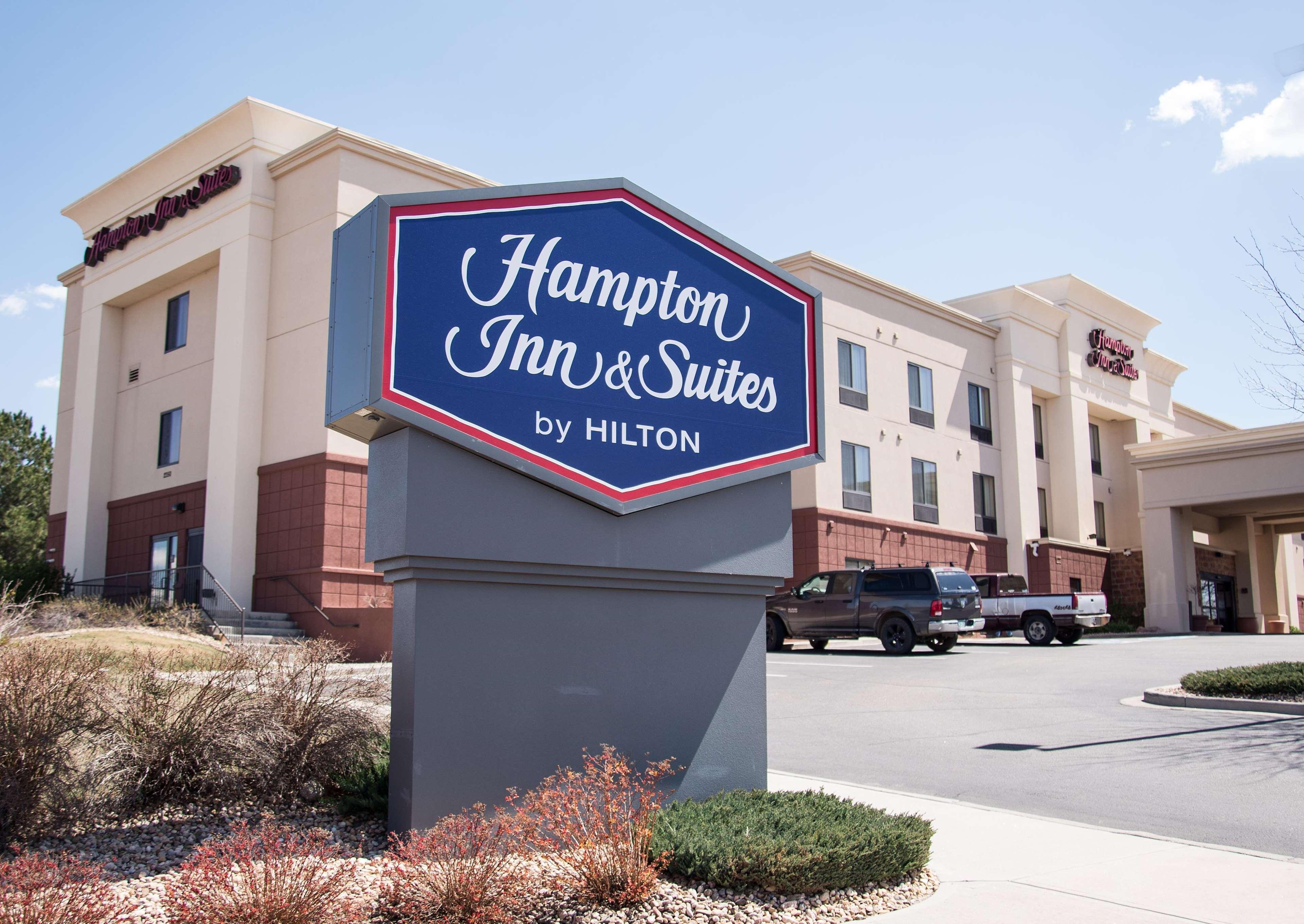 Hampton Inn & Suites Greeley Exterior foto