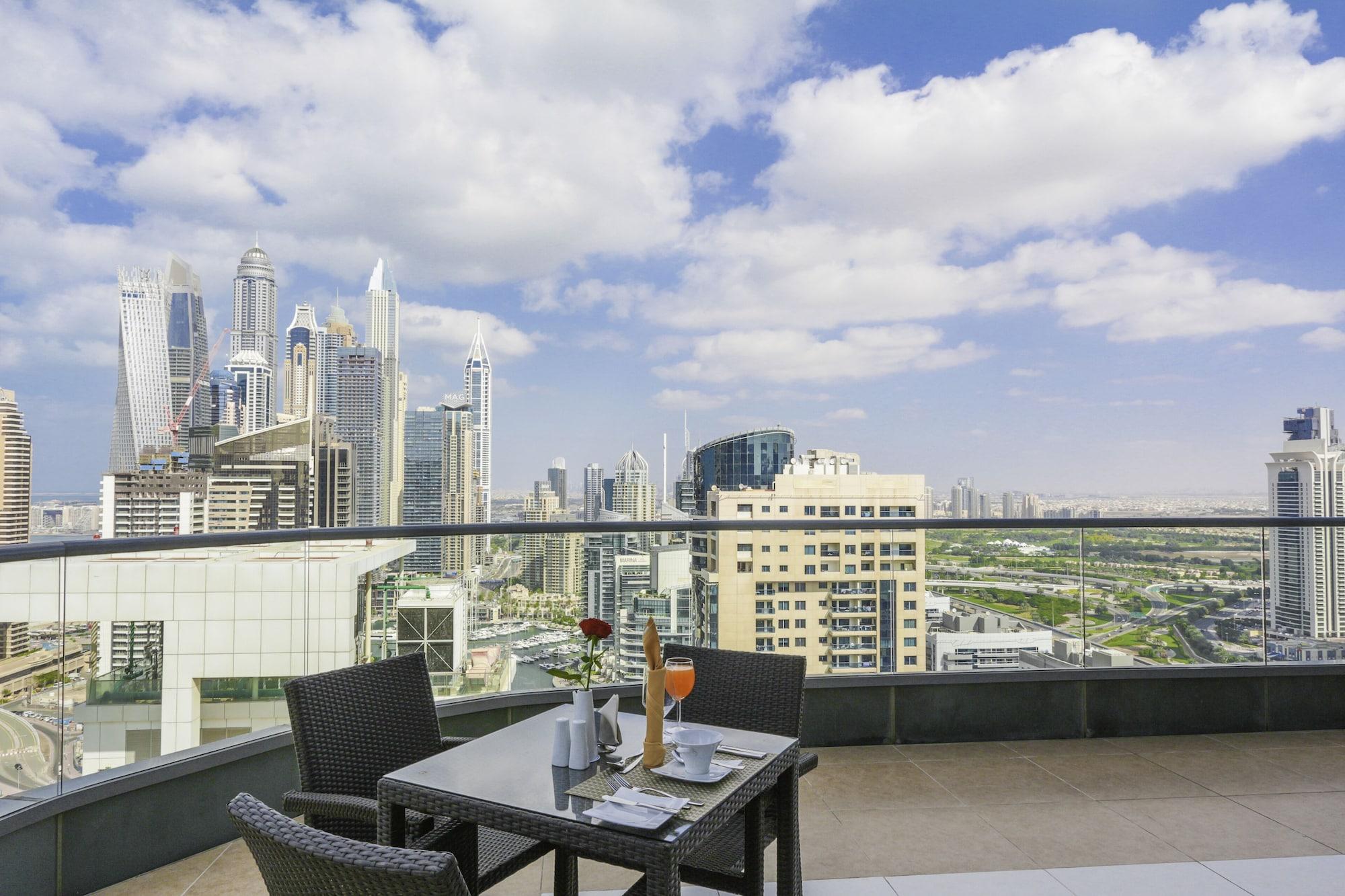 City Premiere Marina Hotel Apartments Dubái Exterior foto