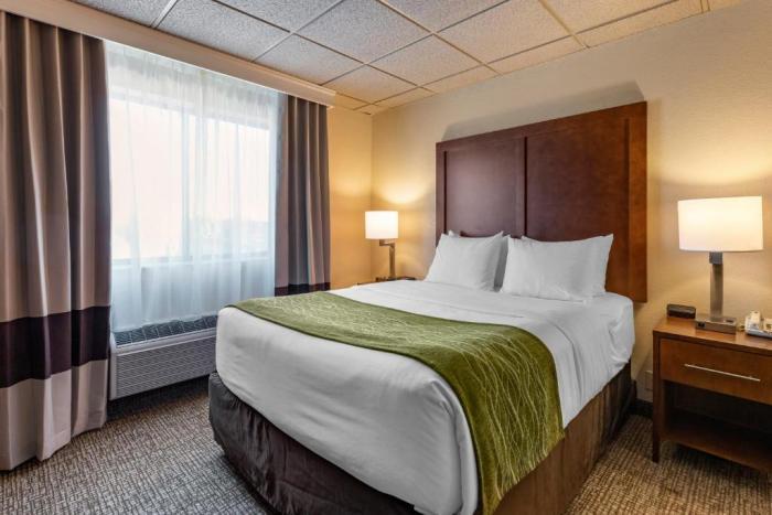 Comfort Inn & Suites Gateway To Glacier National Park Shelby Habitación foto