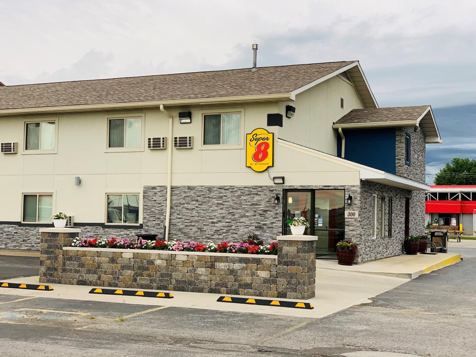 Super 8 By Wyndham Moberly Mo Motel Exterior foto