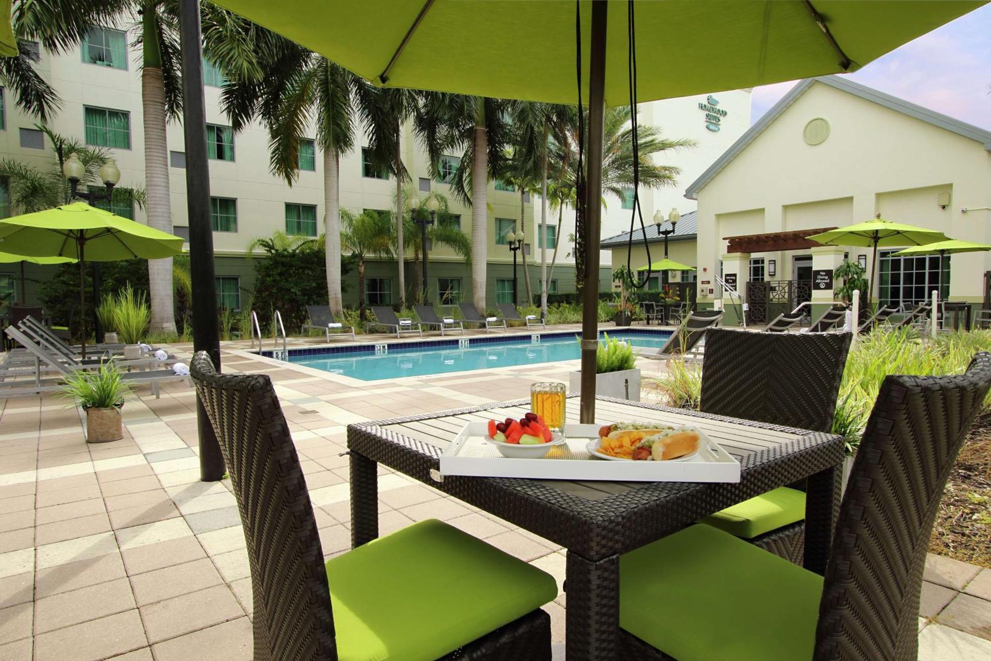 Homewood Suites By Hilton Fort Lauderdale Airport-Cruise Port Dania Beach Exterior foto