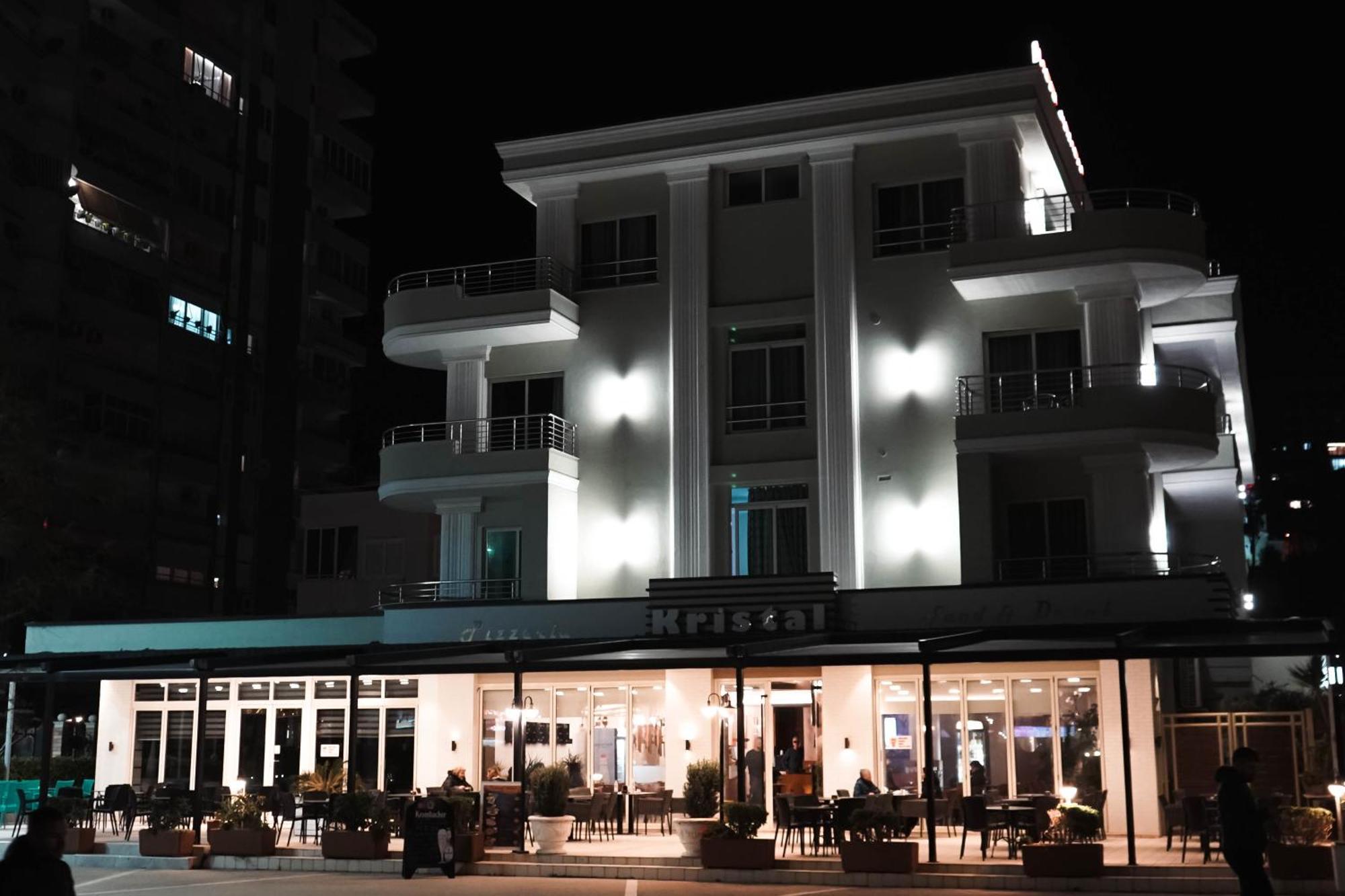 Hotel Kristal Durrës Exterior foto
