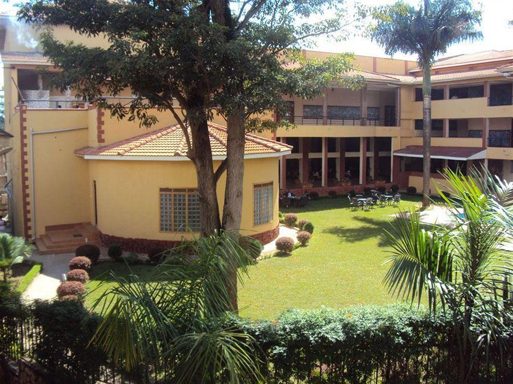 Silver Springs Hotel Kampala Exterior foto