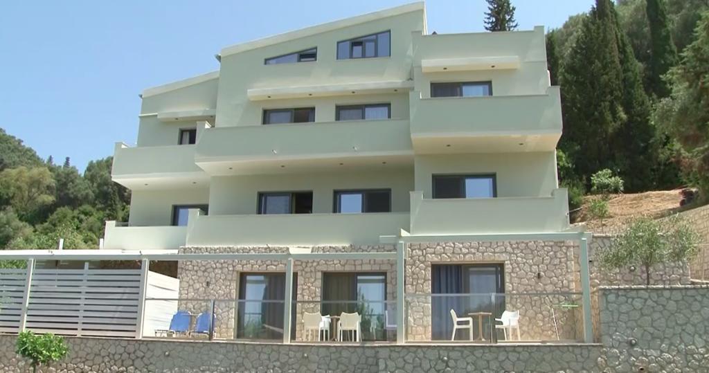 Irene Apartments Agios Gordios  Exterior foto