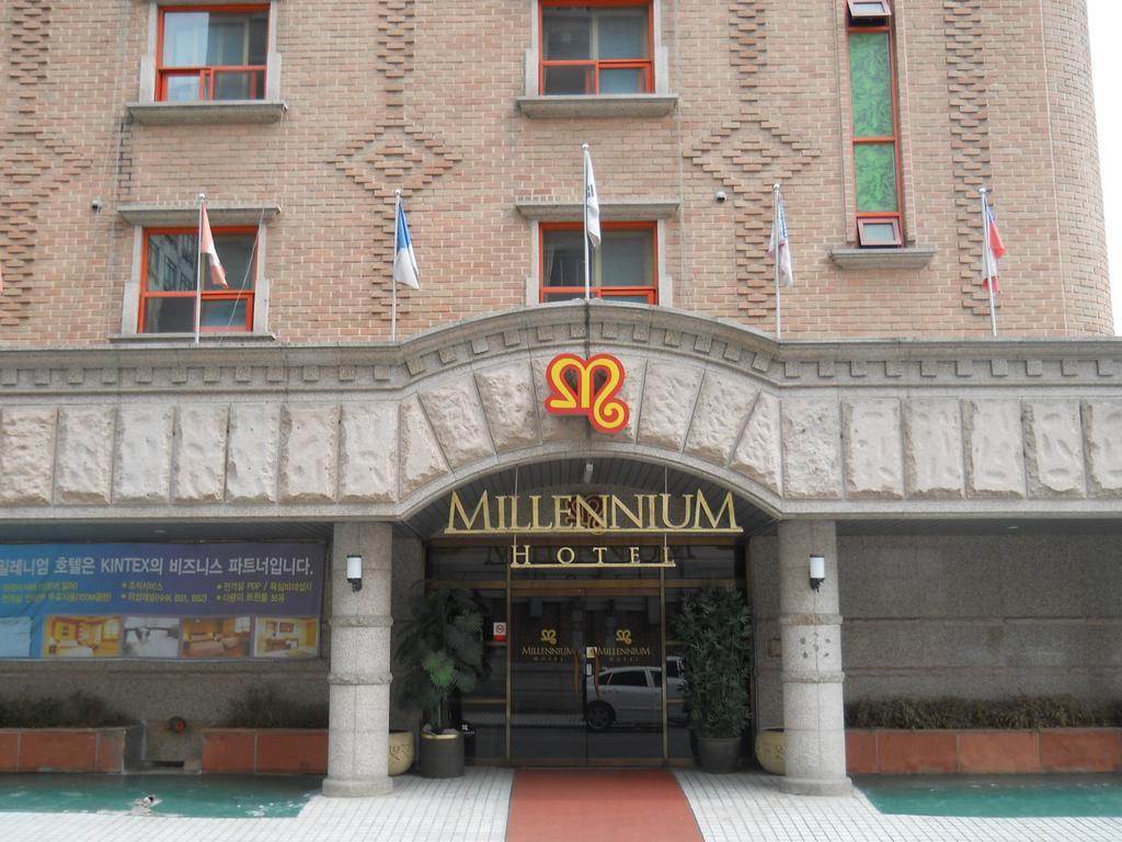 Millennium Hotel Goyang Exterior foto