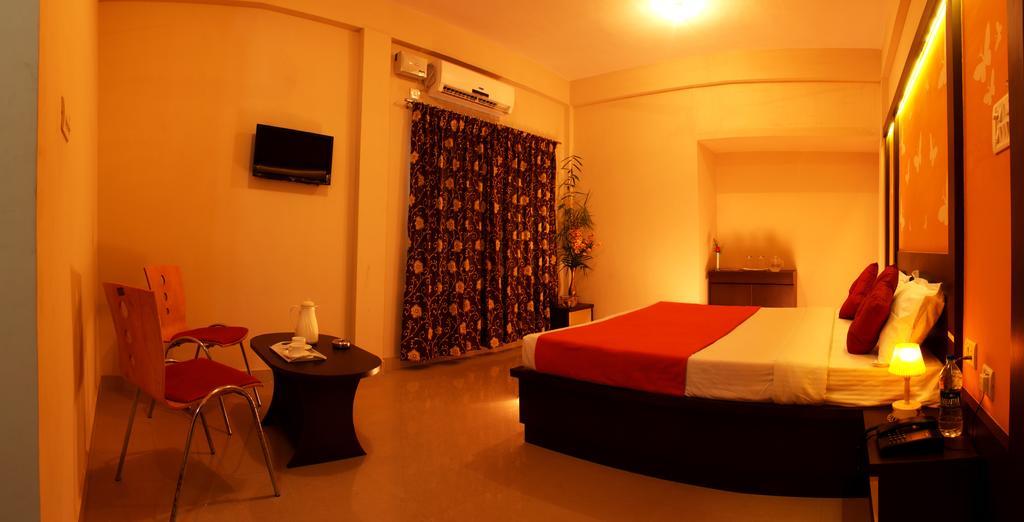 Hotel Kalyani Mysore Habitación foto