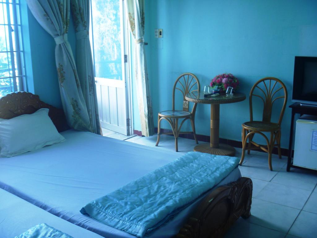 Huyen Thao Hotel Nha Trang Habitación foto