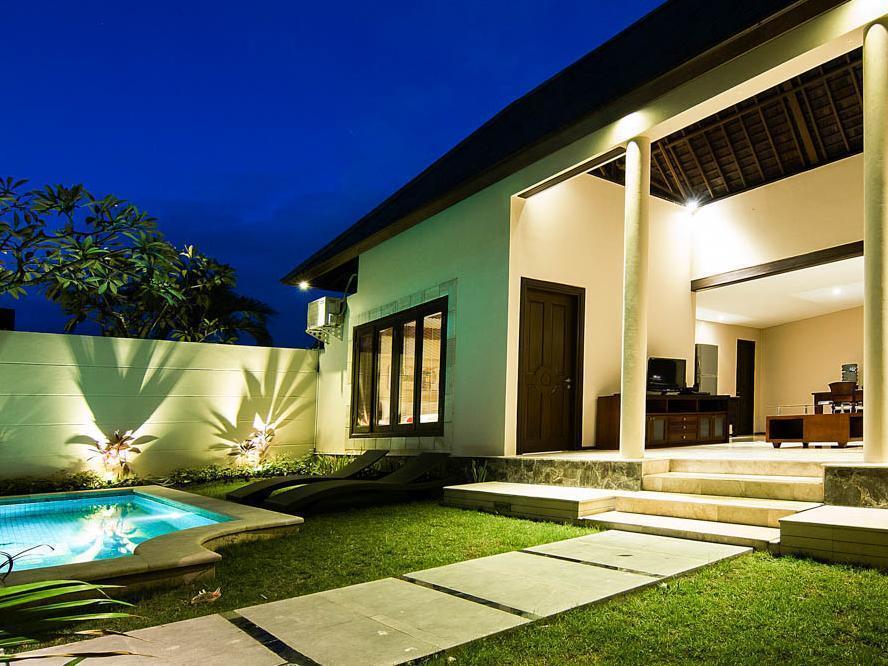 Garden Villa Bali Seminyak Exterior foto