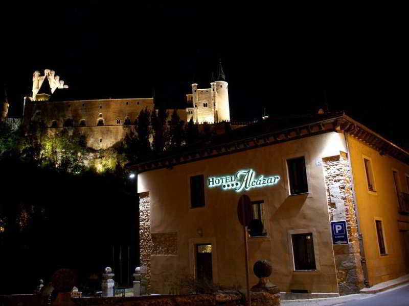 Hotel Alcazar Segovia Exterior foto