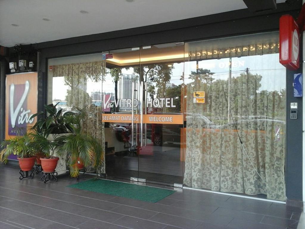 Vitro Hotel Johor Bahru Exterior foto
