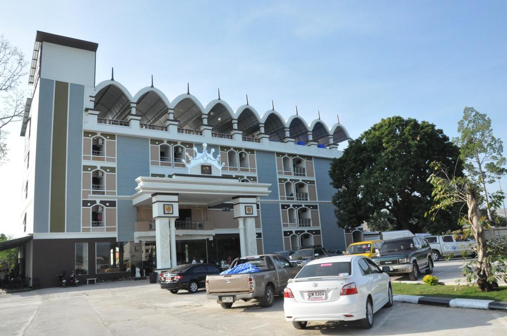 Queen Palace Hotel Mae Sot Exterior foto