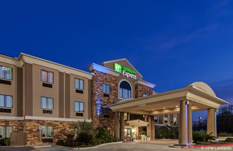 Holiday Inn Express & Suites Cleveland Exterior foto