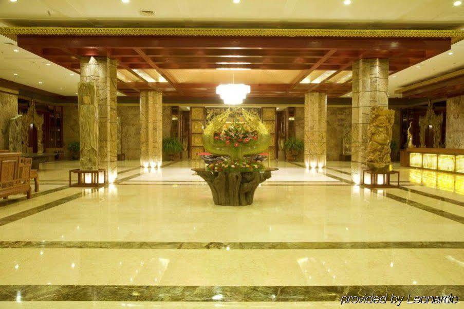 Golden Zone Hotel Jinghong Interior foto