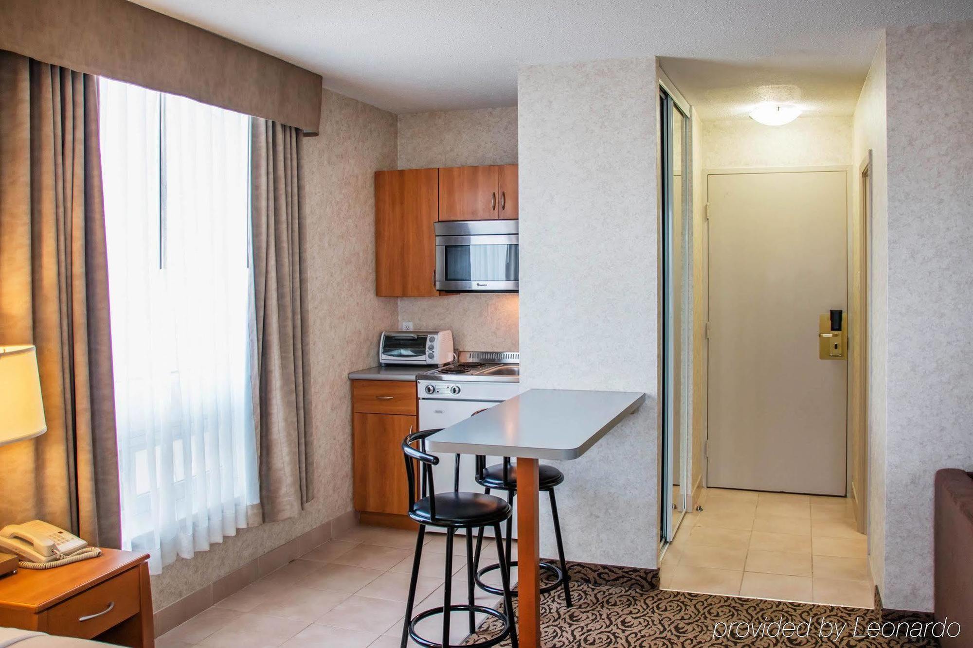 Quality Inn & Suites Winnipeg Exterior foto