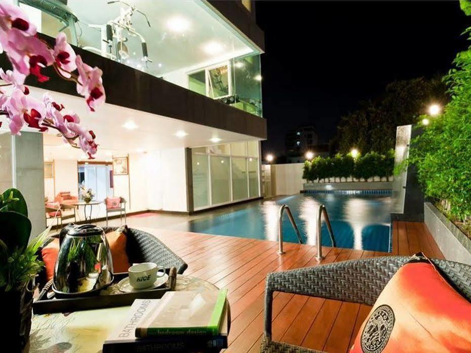 Nice residencia Bangkok Exterior foto