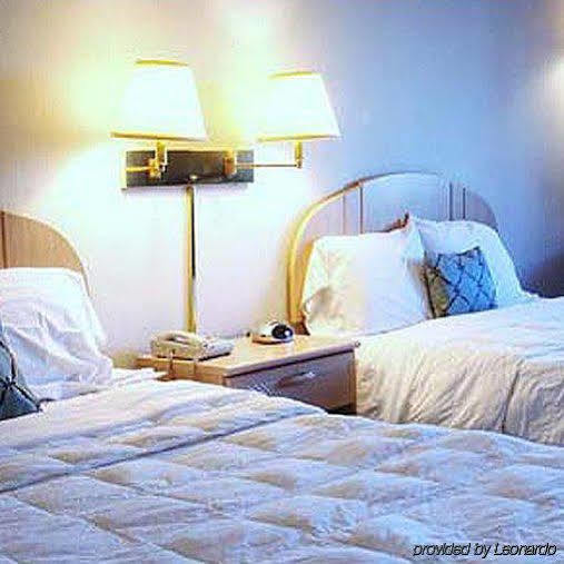 Americas Best Value Inn&Suites - Bluffton Habitación foto