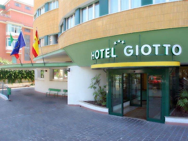 Hotel Giotto Roma Exterior foto