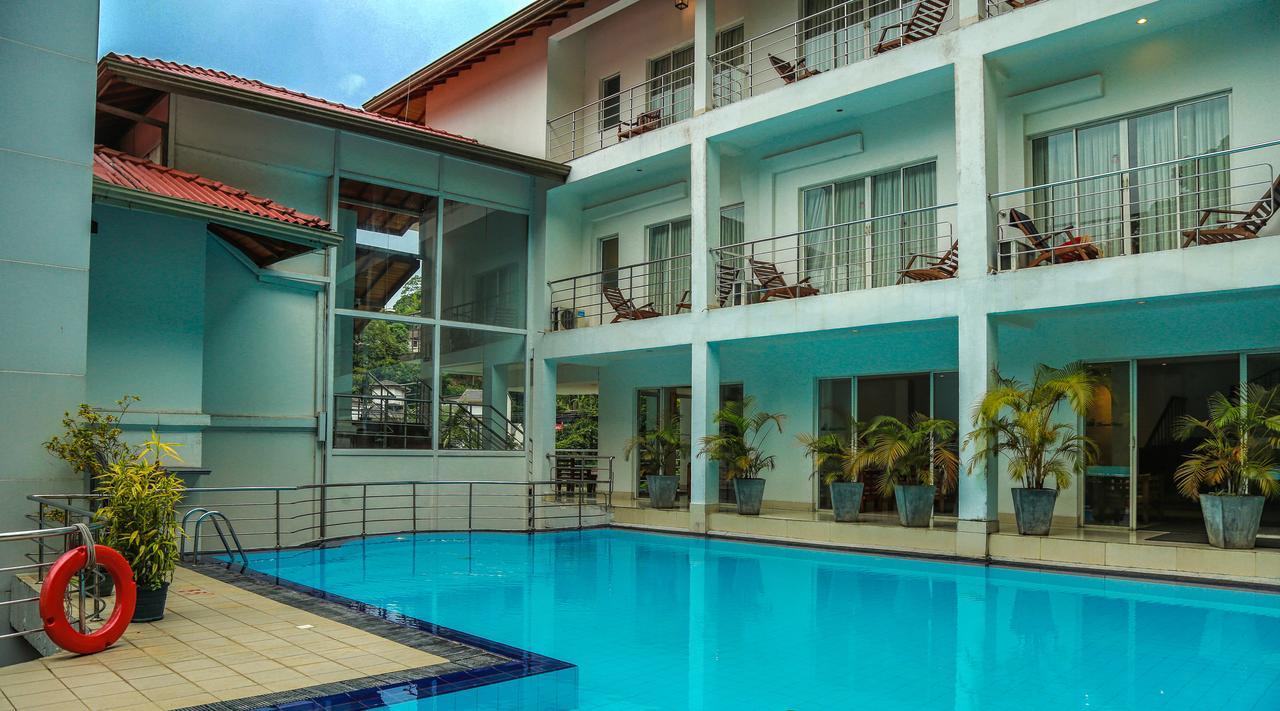 Senani Hotel Kandy Exterior foto
