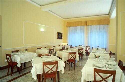 Hotel Reale Fiuggi Restaurante foto