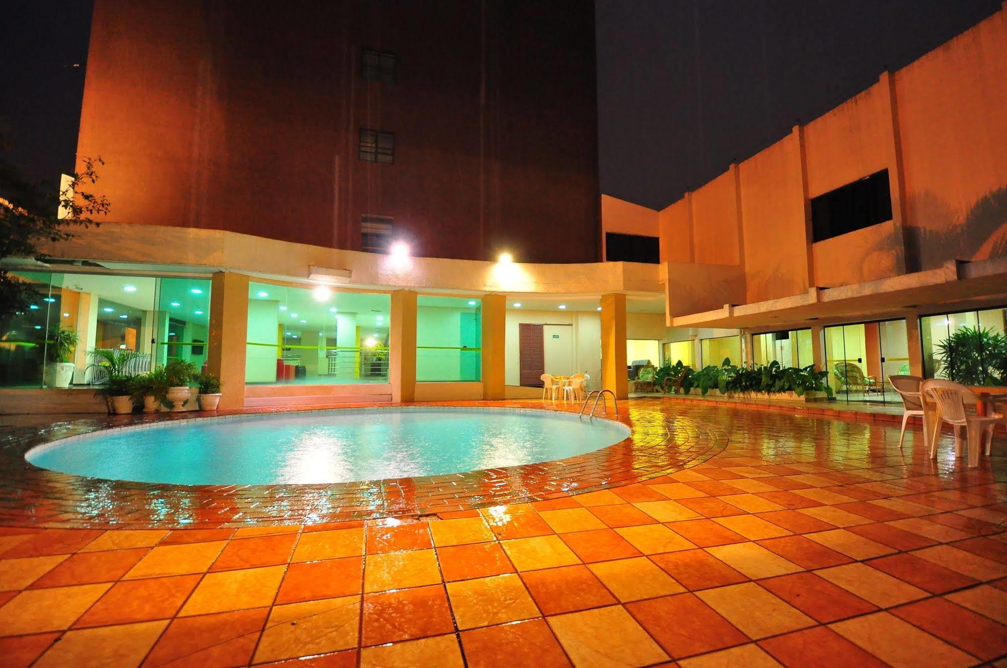 Biss Inn Hotel Goiânia Exterior foto