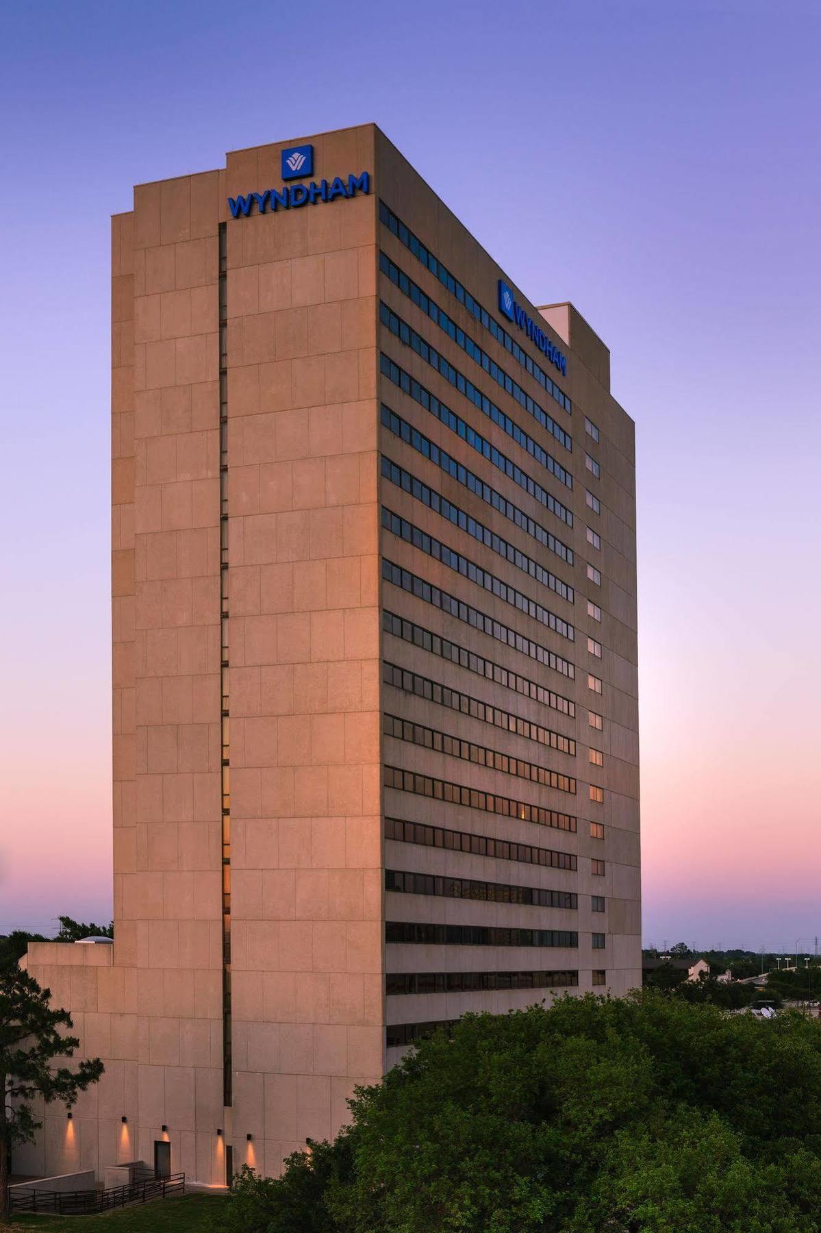 Wyndham Houston West Energy Corridor Hotel Exterior foto