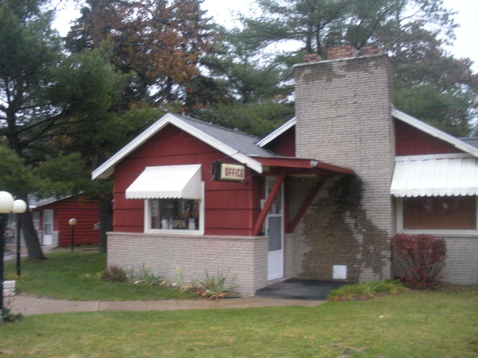Woodland Motor Lodge Grayling Exterior foto