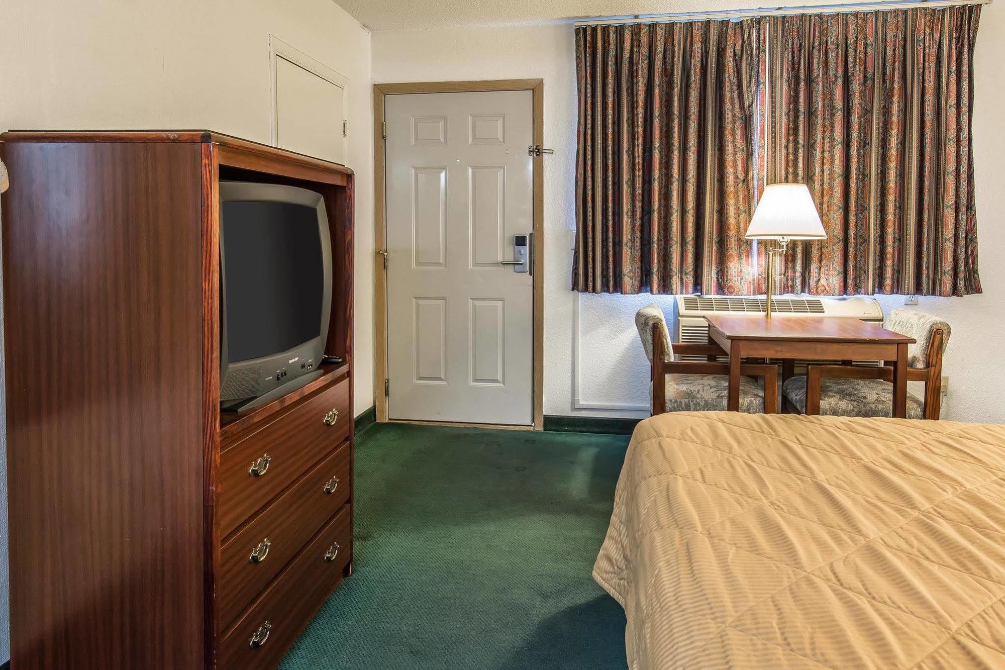 Econo Lodge & Suites Spokane Exterior foto