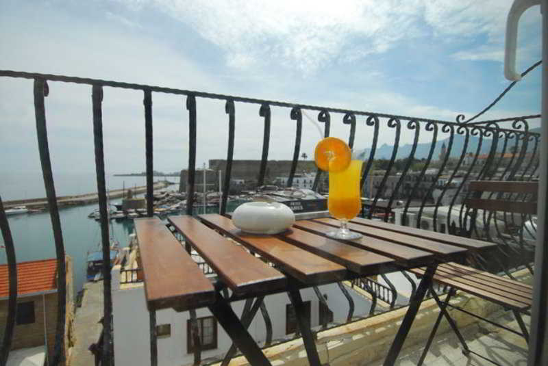 British Hotel Kyrenia  Exterior foto