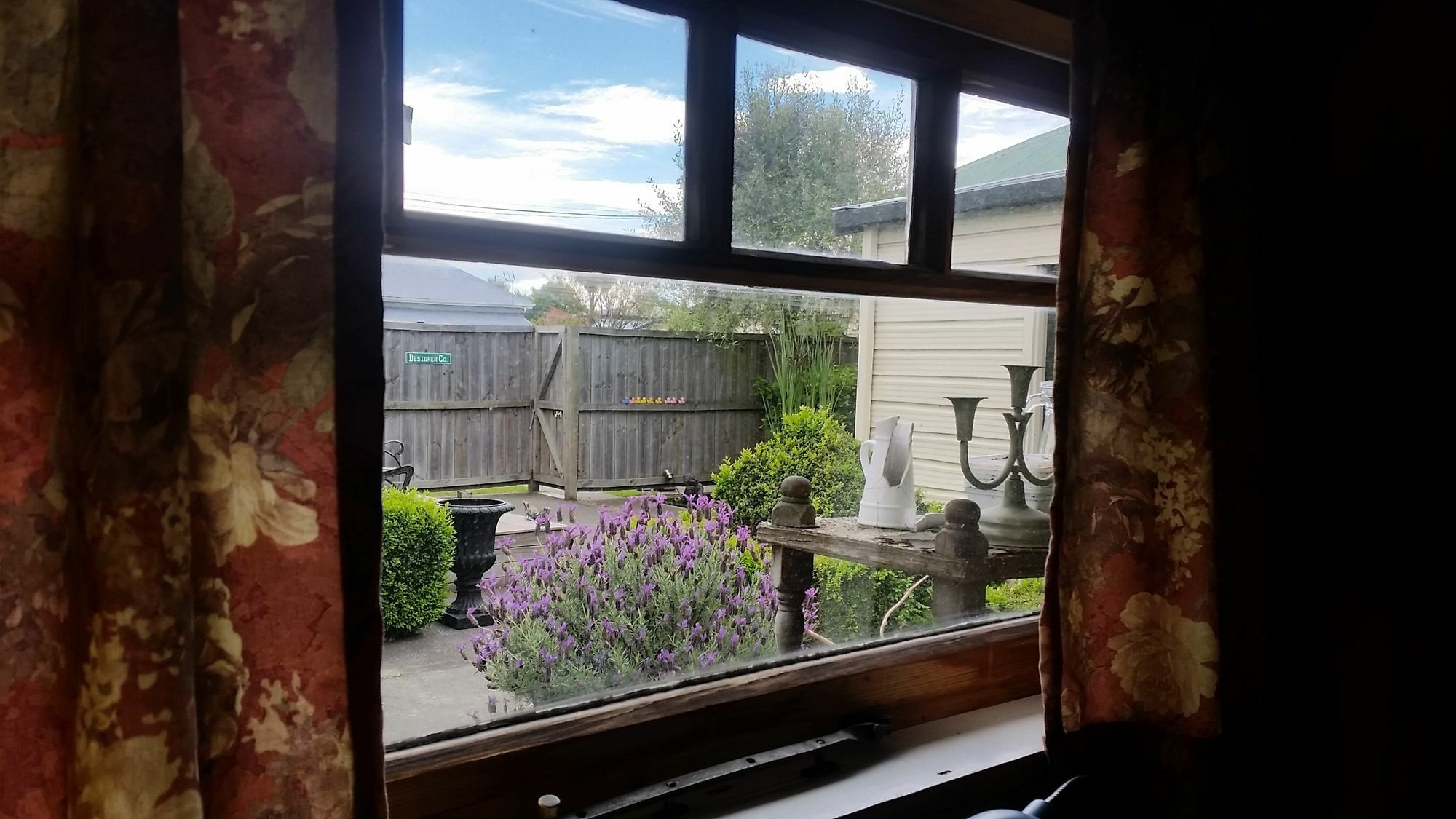 Designer cabaña Bed and Breakfast Christchurch Exterior foto
