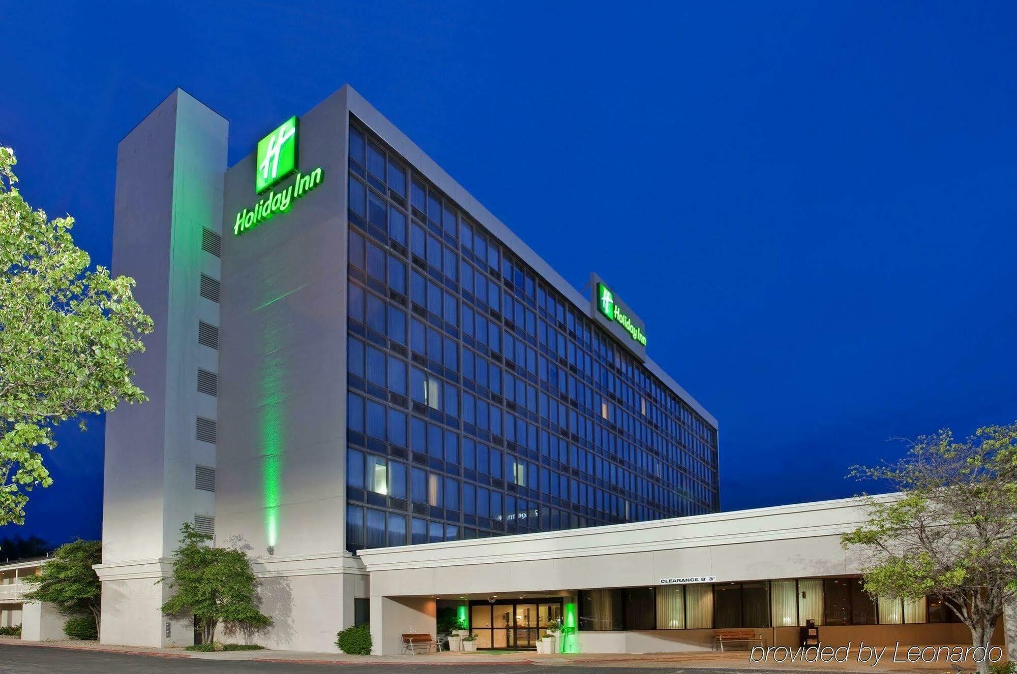 Holiday Inn Wichita East I-35, An Ihg Hotel Exterior foto