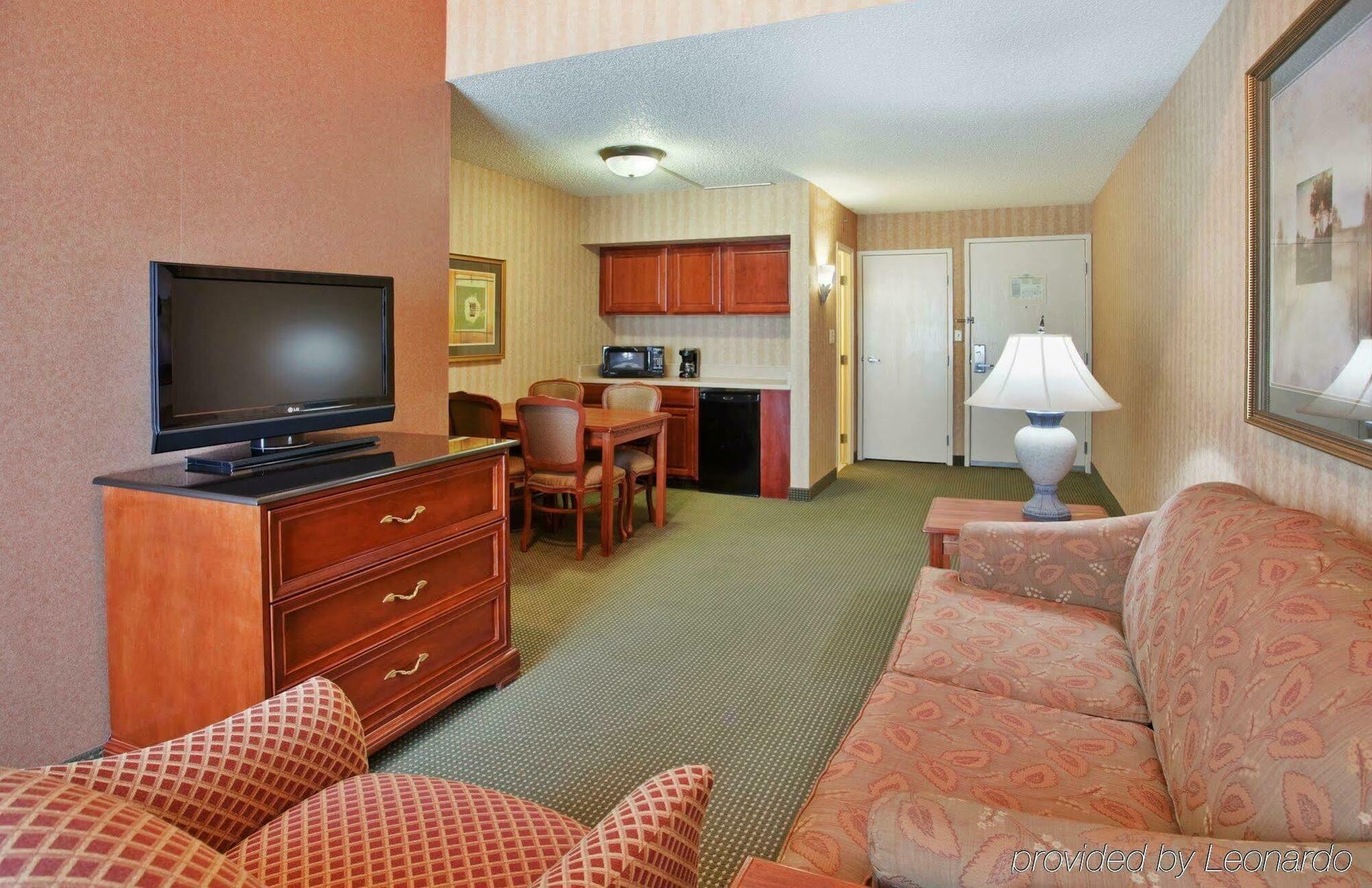 Holiday Inn Wichita East I-35, An Ihg Hotel Habitación foto