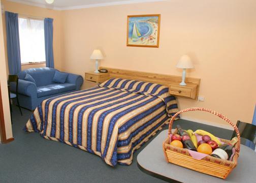 Bay Executive Motel Batemans Bay Habitación foto