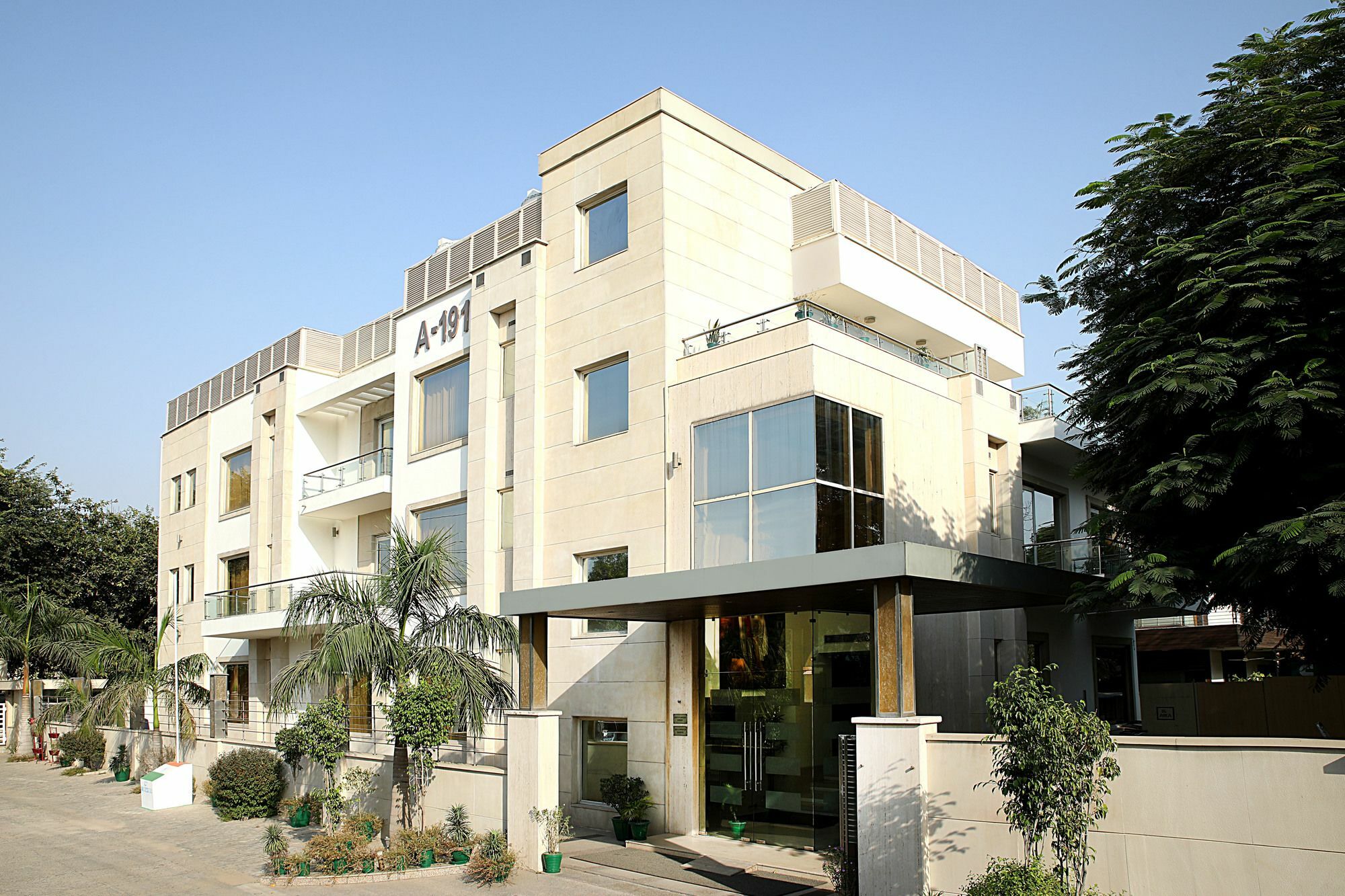 Inde Hotel Vista Woods Huda City Centre, Gurgaon Exterior foto